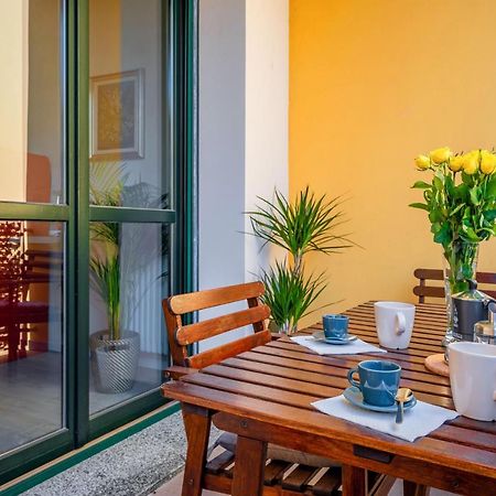 Parma Residential Apartment Con Balcone Exterior photo